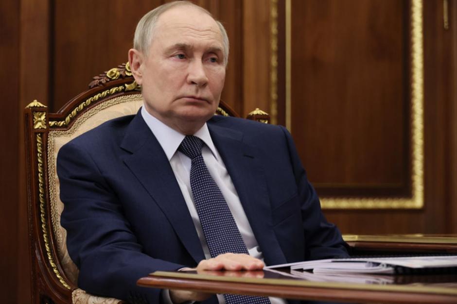 俄乌和平曙光？普京2日会晤美特使，特朗普力推28点计划引全球关注
 
12月2日