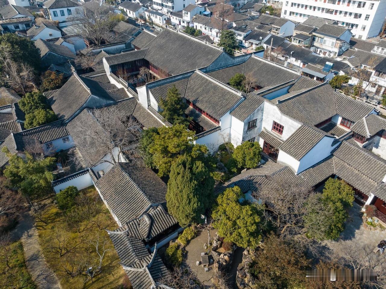 谁还没逛过苏州恋爱脑天花板耦园！
真的把中式浪漫刻进骨子里啦💑
 
作为世界文