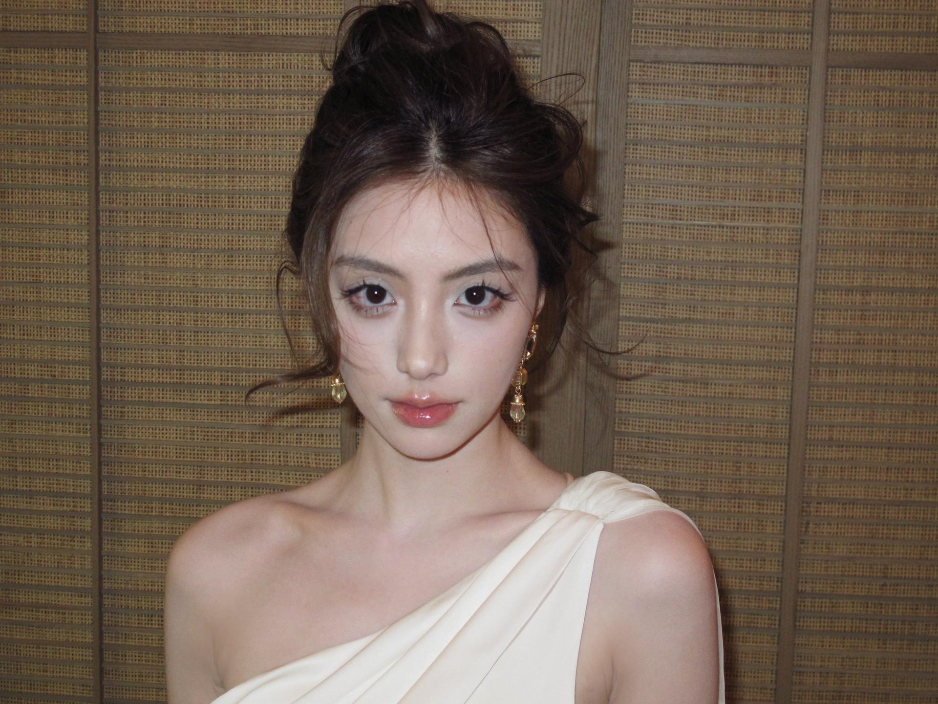 大女人。