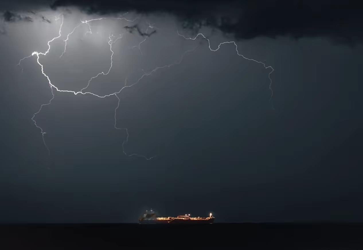 最新消息：当地时间4月22日，欧盟打算通过“缩减版”对俄第20轮制裁，以此应对中