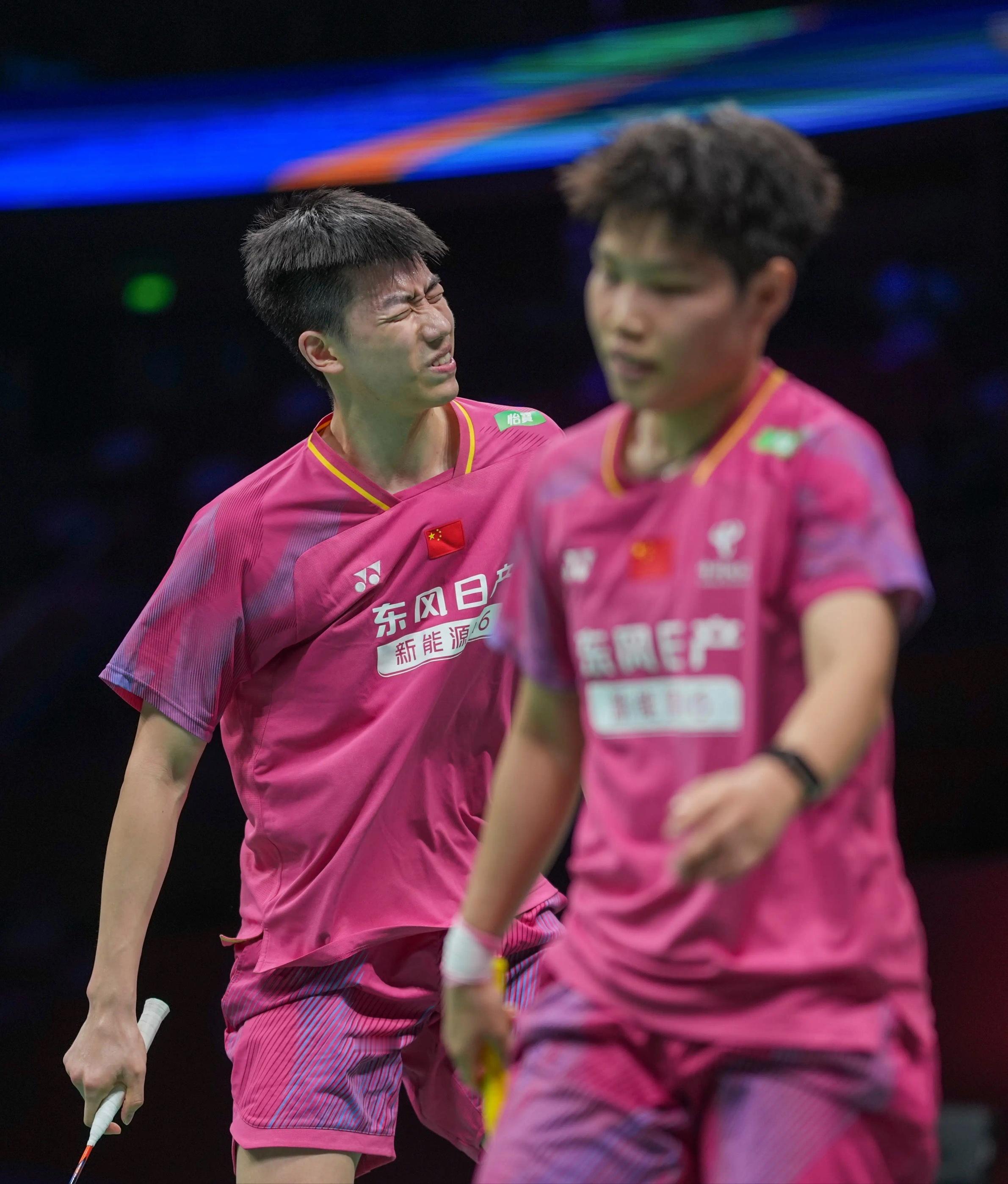 4月11日，在浙江宁波举行的2026年亚洲羽毛球锦标赛混合双打半决赛中，中国组合