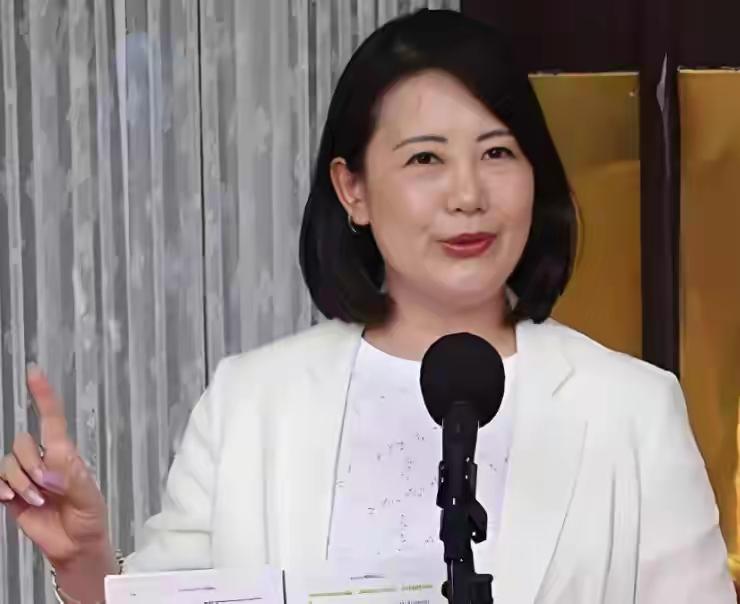 “台独” 铁杆吴思瑶的嚣张，简直刷新了国人对 “分裂分子” 的认知底线。面对大陆