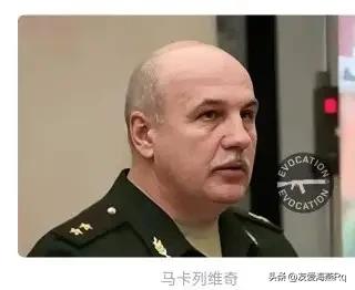 上将战略家横空出世？
在美国军队的直升机载着特种部队士兵侵入委内瑞拉的时候，据传