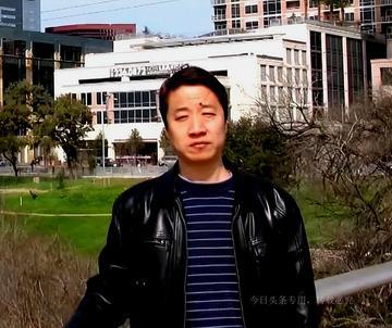 一个参与电磁武器研发的军工高级工程师，在机场被捕时，随身携带的是涉密科研材料。这