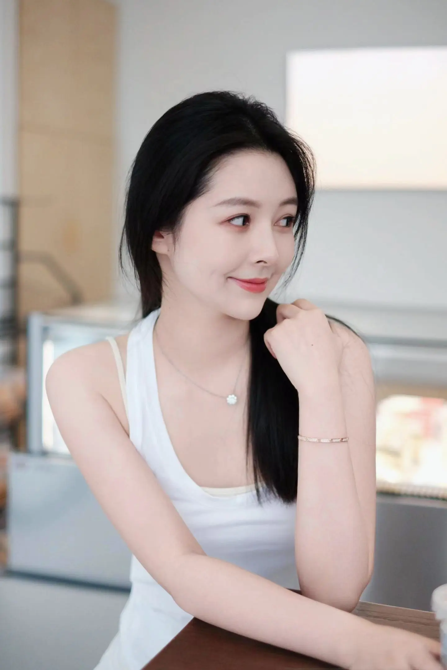“幸福没有标准，快乐不止一条路，自己喜欢的日子，便是最好的日子”