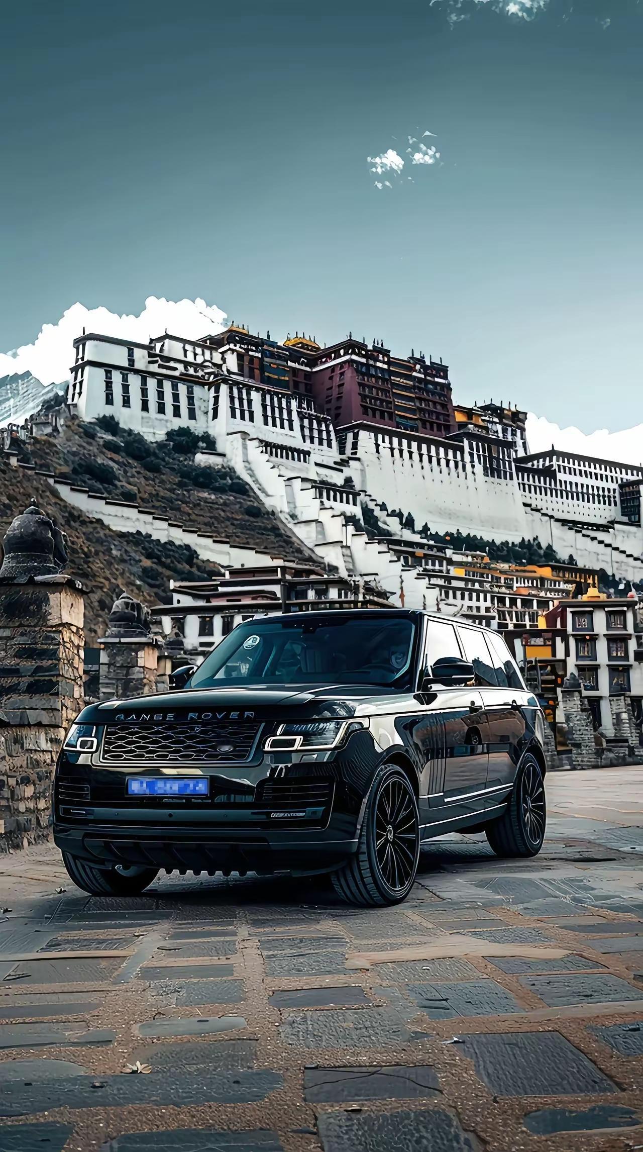 听我一句劝，路虎这辈子都不会造轿车。

这和它技术行不行，没多大关系。

说白了