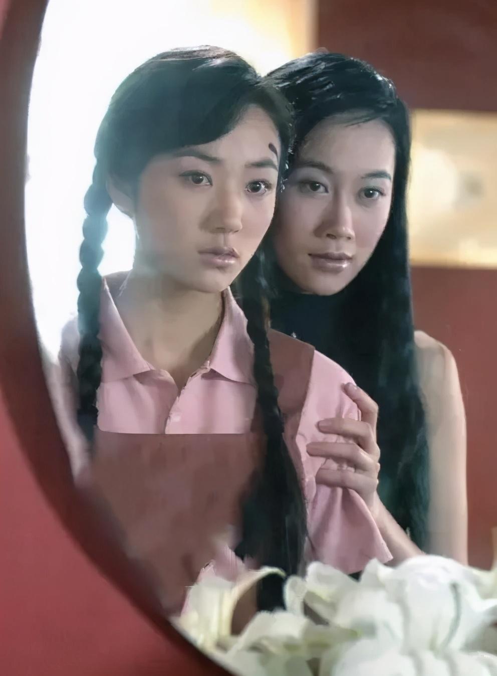 温峥嵘一直都觉得她又美又有演技，
曾经的“顾忆罗”是多少人“梦中恶女”，
偏偏她