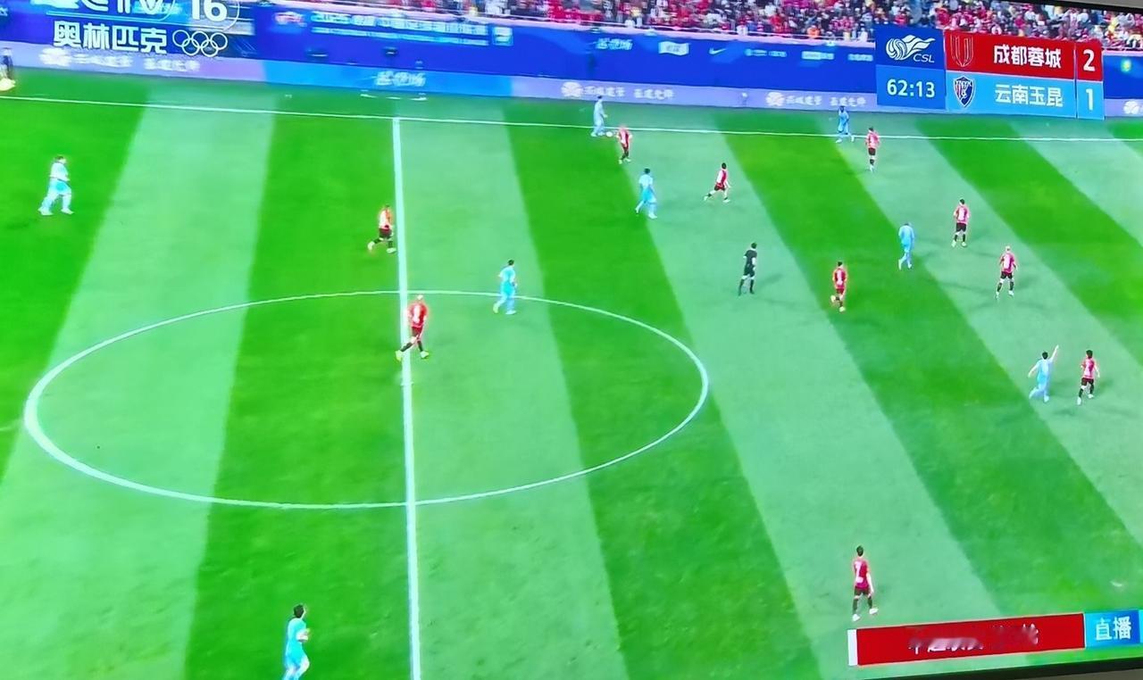 蓉城反越位成功！费利佩接队友横传，打空门！2：1！蓉城反超玉昆！
蓉城两个进球都