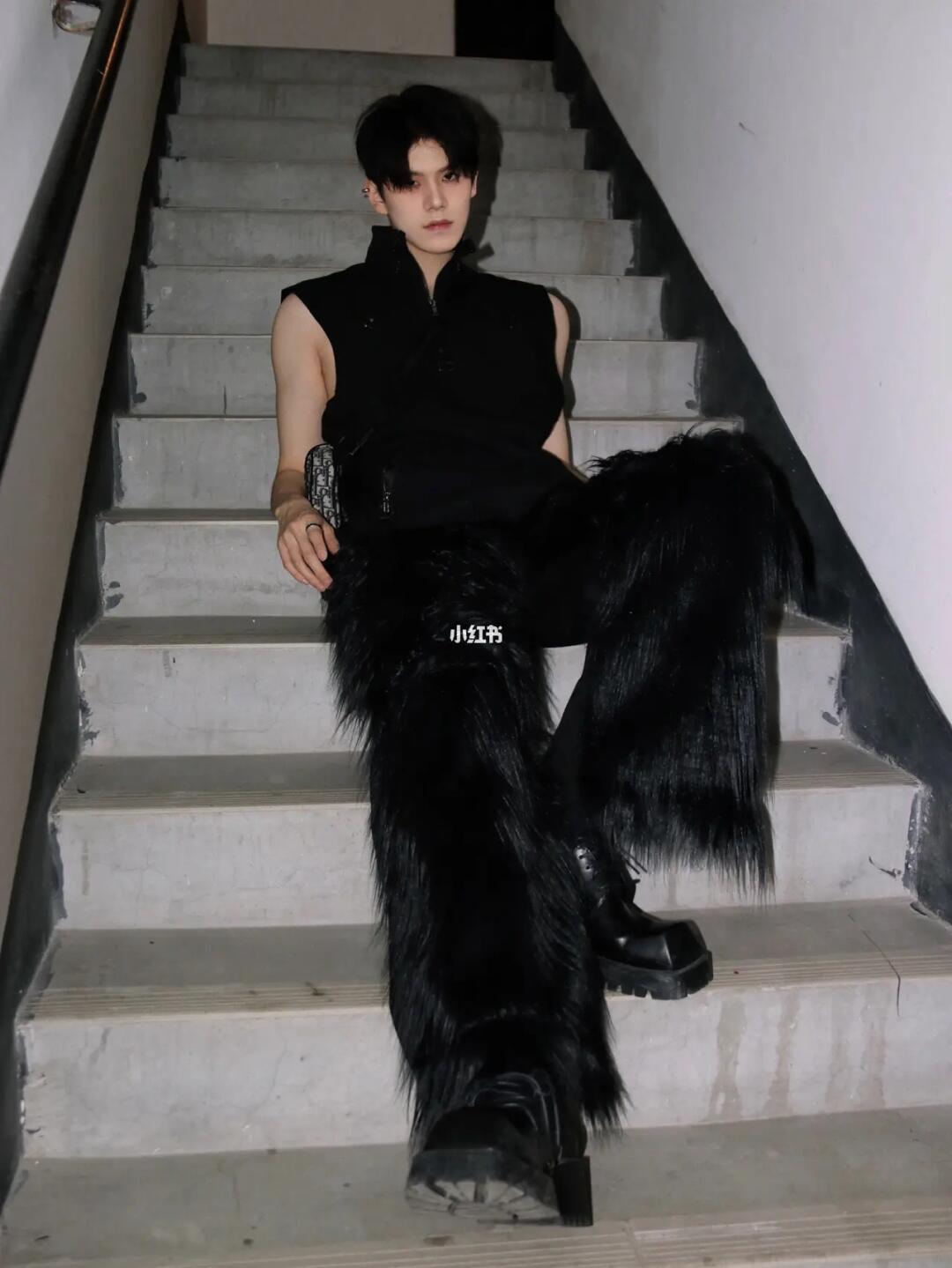 今天这套有点酷！