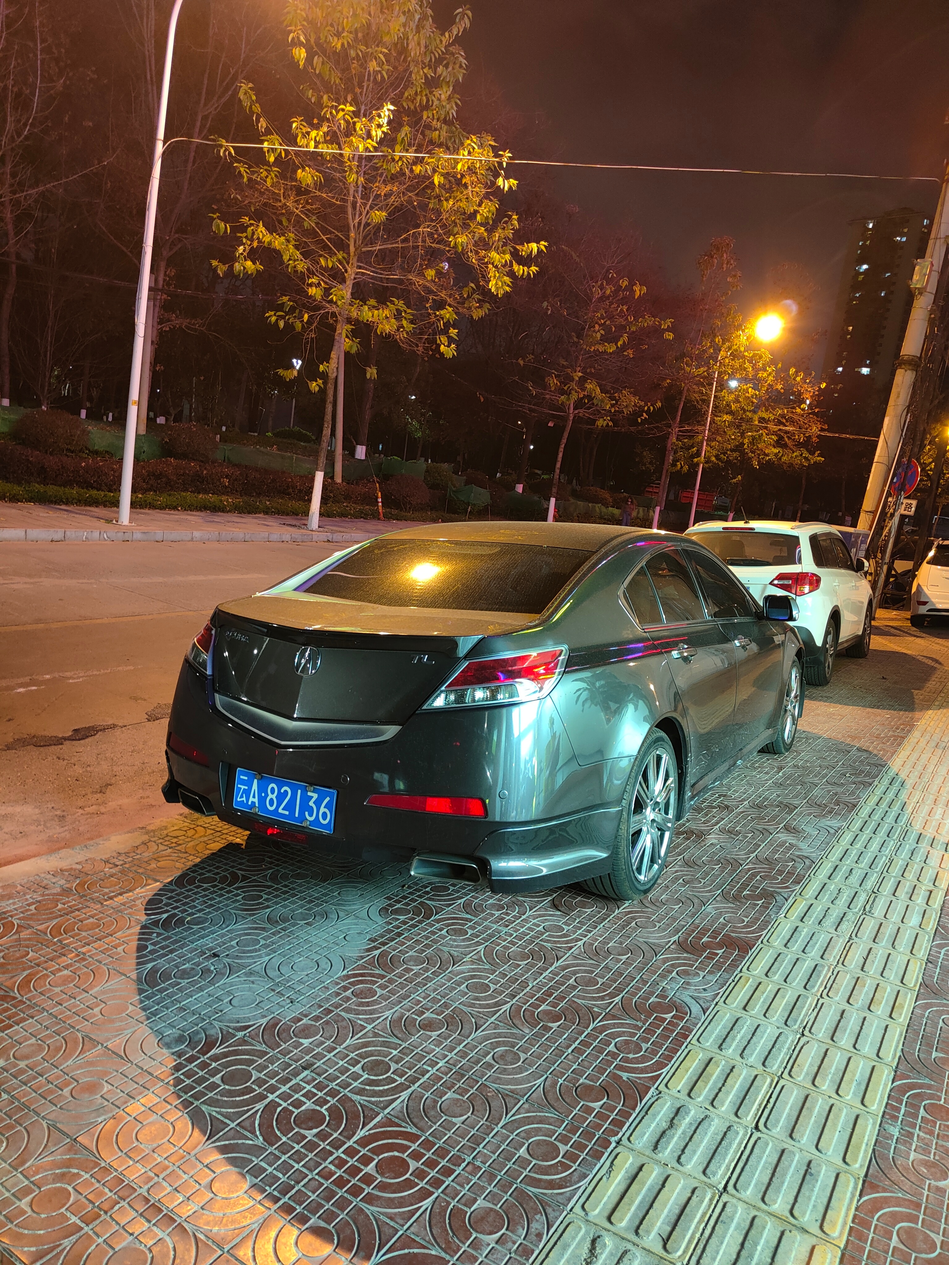 两个讴歌➕GX460[赞][doge] ​​​