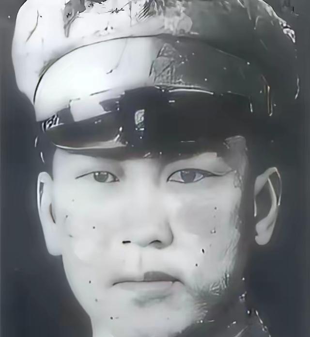 1949年大势已去，国民党将领大多选择死战或起义。唯独120军军长周嘉彬，走出了