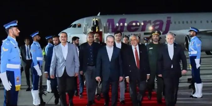 伊朗最高领袖的动向，一直是中东局势的核心风向标，此前其整整48天未公开露面，引发