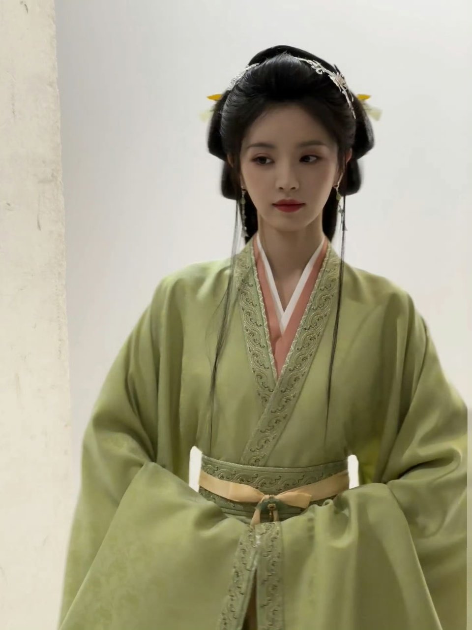 田曦薇嫁金钗造型田曦薇嫁金钗定妆live图 田曦薇嫁金钗造型真的好好看啊 ​​​