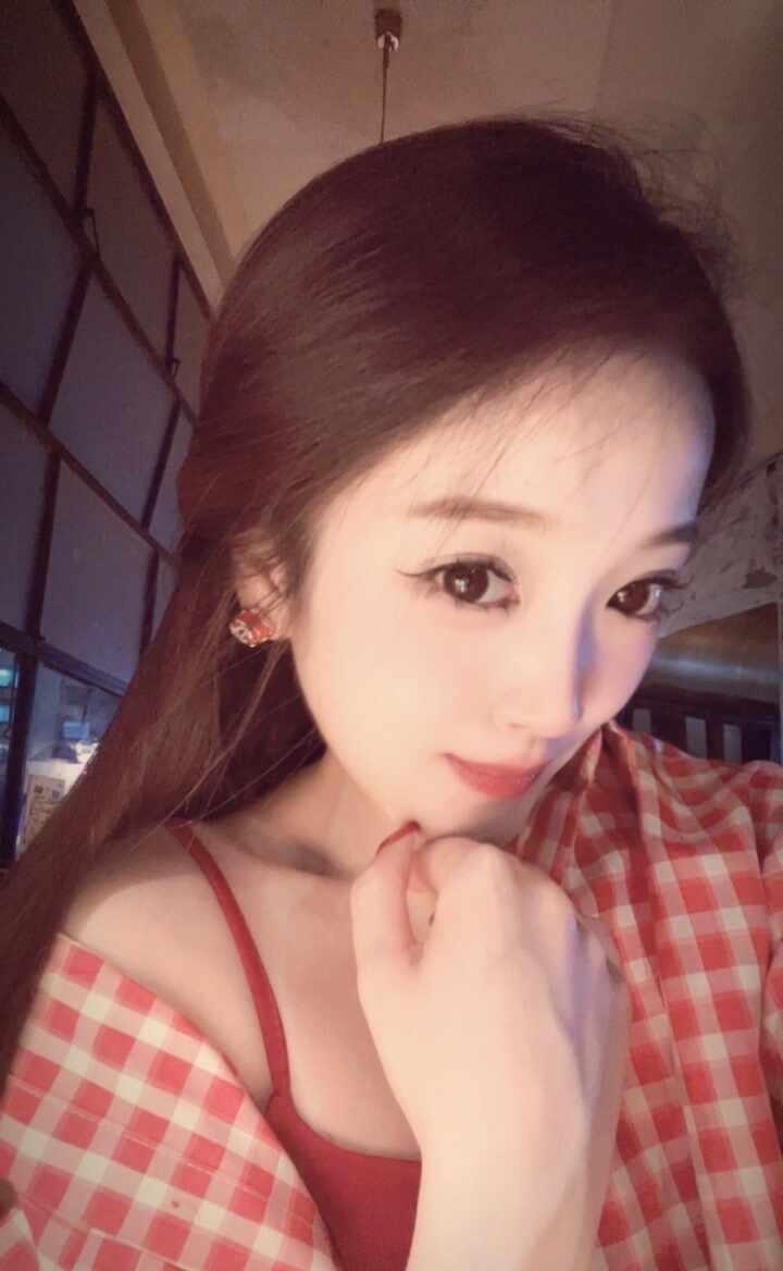 微醺而已，清醒就不浪漫了。 🥂🍹
ʚ🍓ɞ ♡꒰🍒₍ᐢ..ᐢ₎♡ ❤️🍎