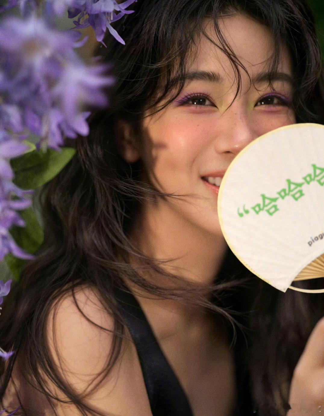 杨紫[超话] yz杨紫何惟芳 早上好呀 ​​​