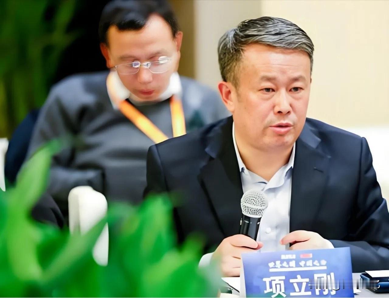 近日知名通信专家项立刚的一番话在网上引起了热议。项立刚说他反对那些在美国混不下去