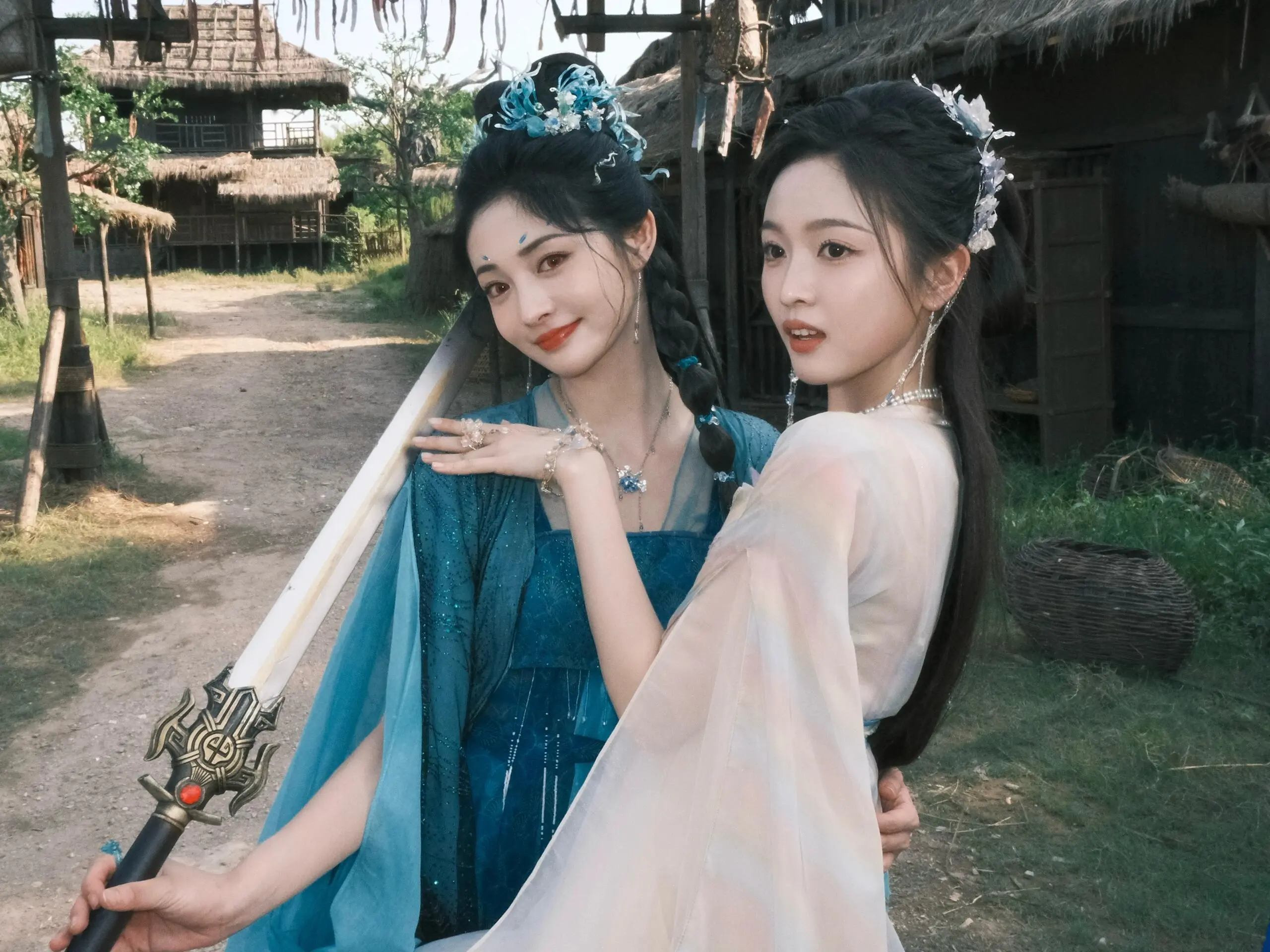 吴宣仪 周洁琼 翟潇闻 秦晓轩儿