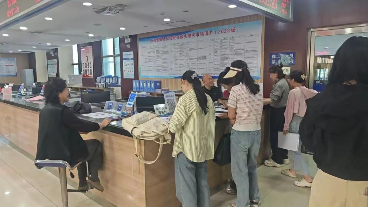 河南三支一扶案最新：查实作弊！被挤掉的无数考生，谁给个说法？
 
8月2日晚间，