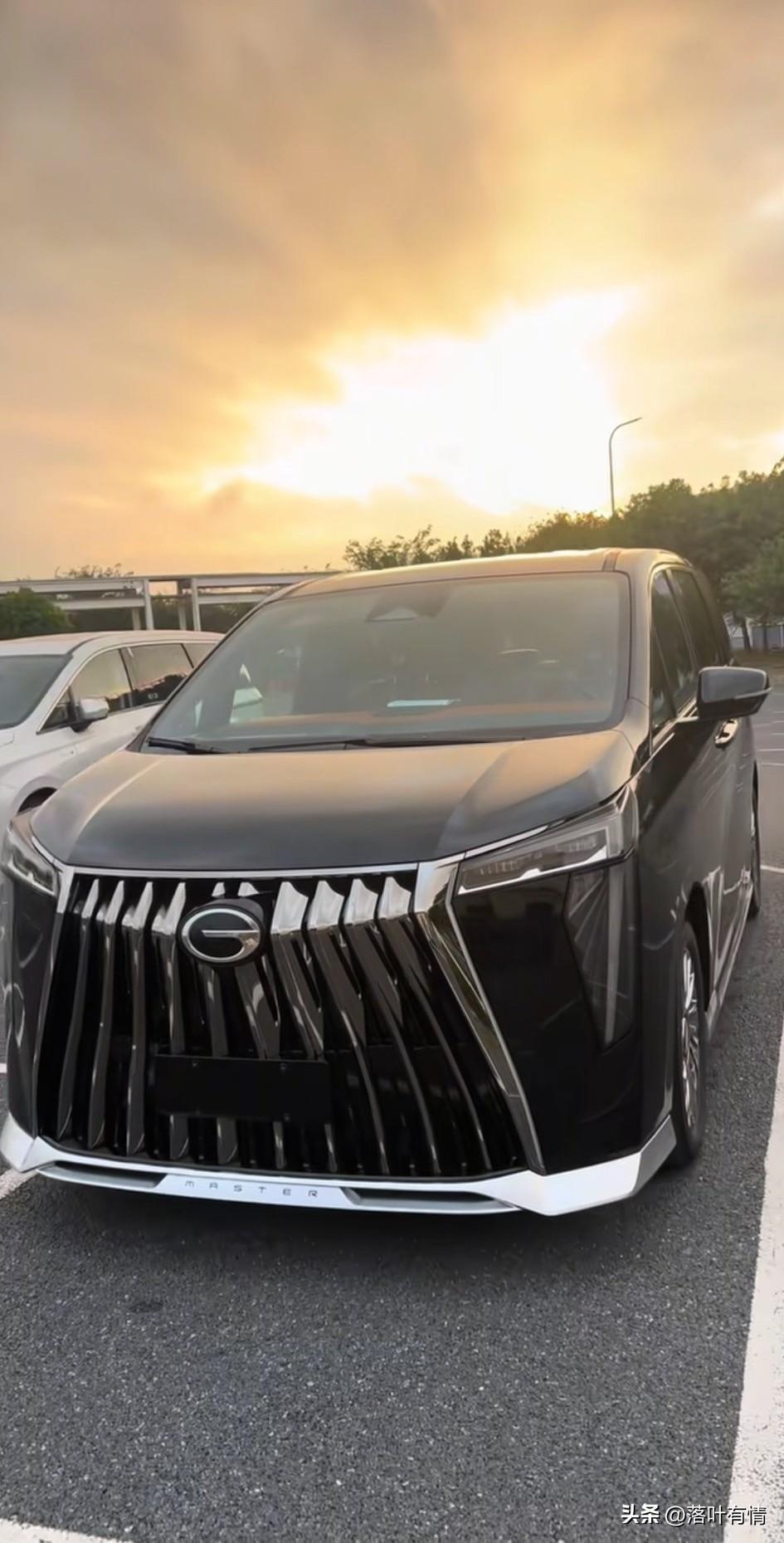 2026款传奇M8HEV这款车目前是最新款，所以车价上是没有优惠的，
如果有旧车