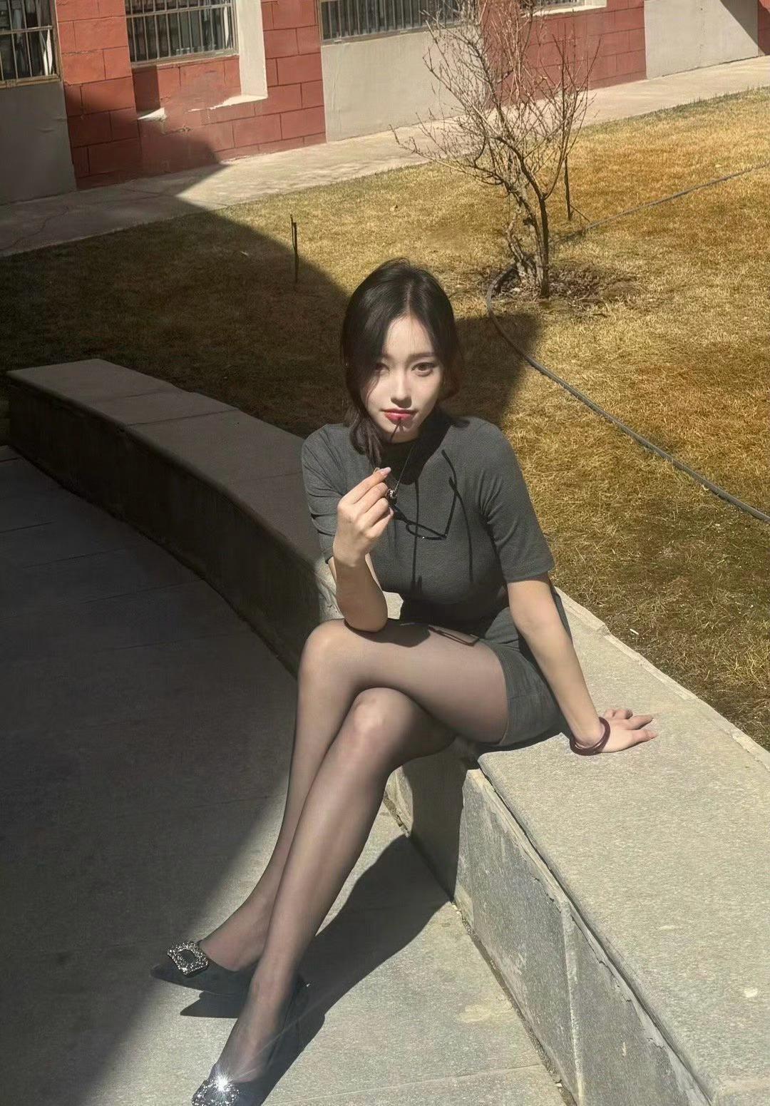 没什么特别的，就是想让你知道，我现在很闲，也很想你        南宁·龙门水都
