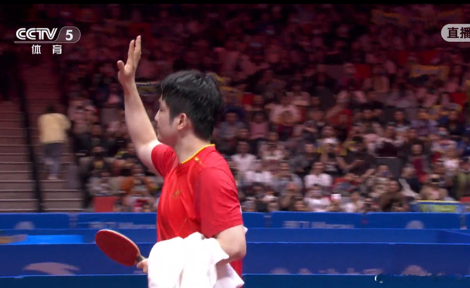 樊振东4:1林诗栋恭喜樊振东获得第十五届全运会乒乓男单冠军金牌！ 