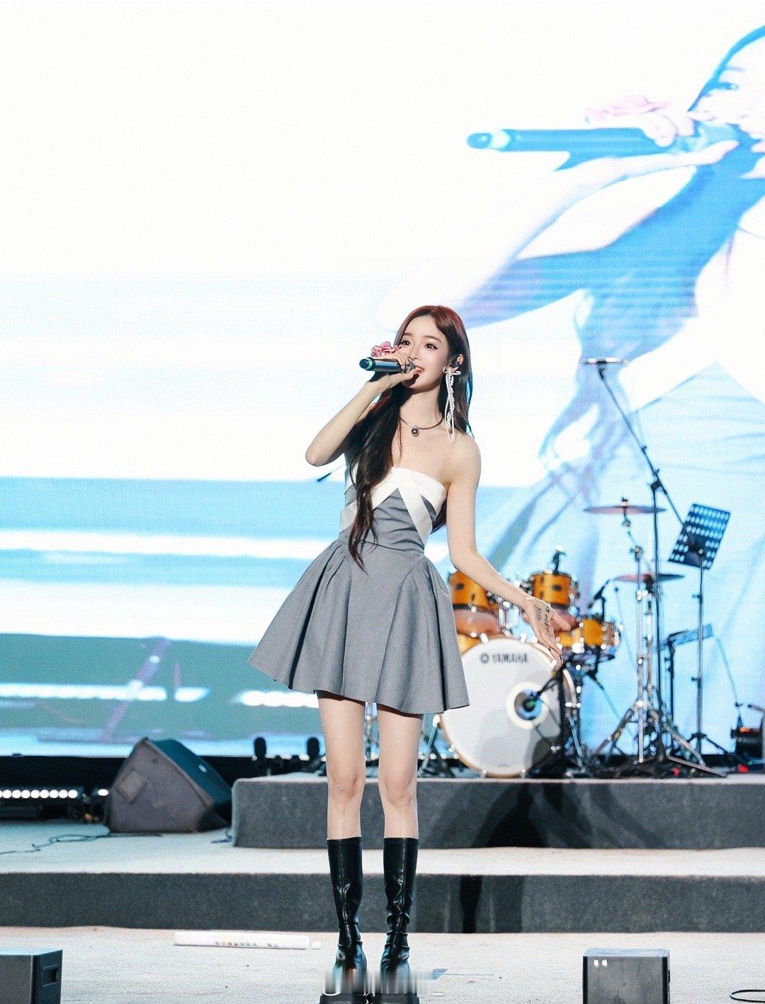保持热爱📷🎵 ​​​