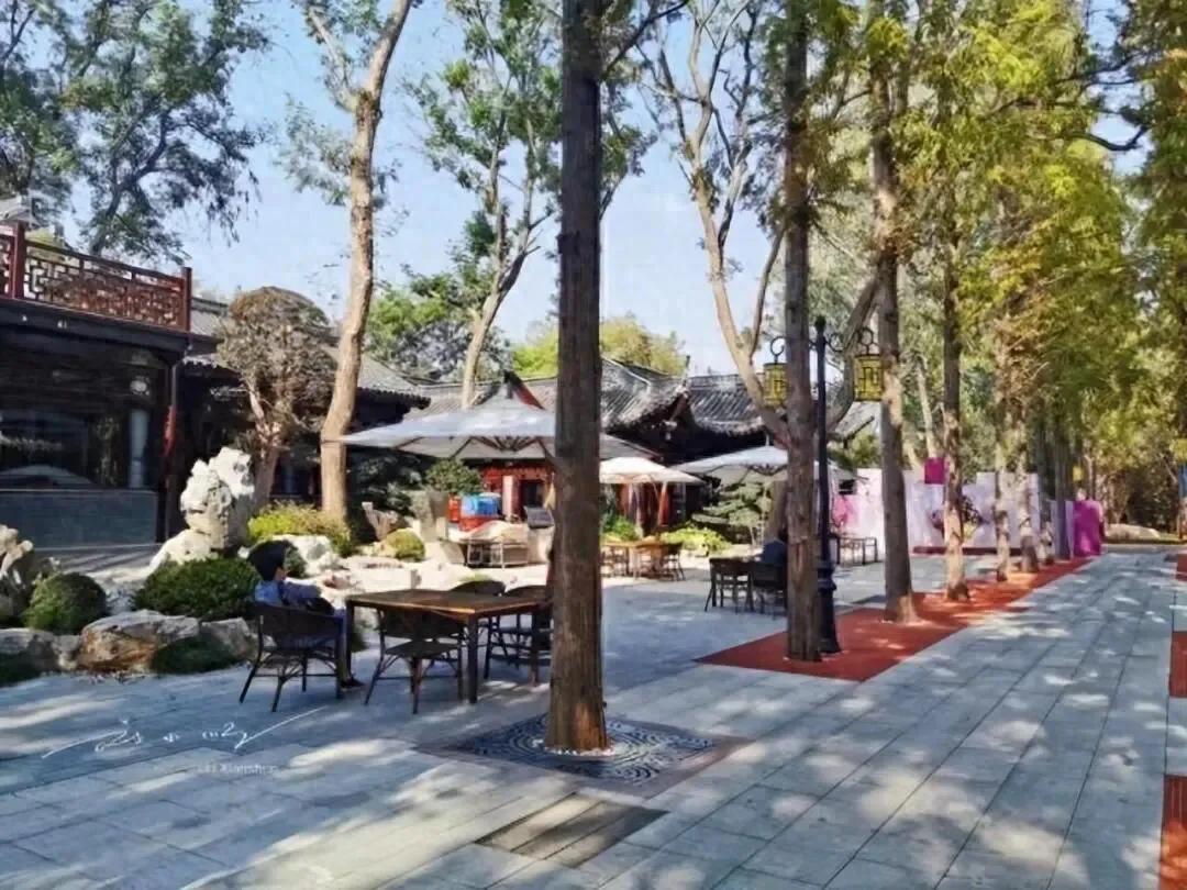 江苏有一座“尴尬”的城市，大家以为它在江南，可其实它在江北？

这里是刘小顺的旅