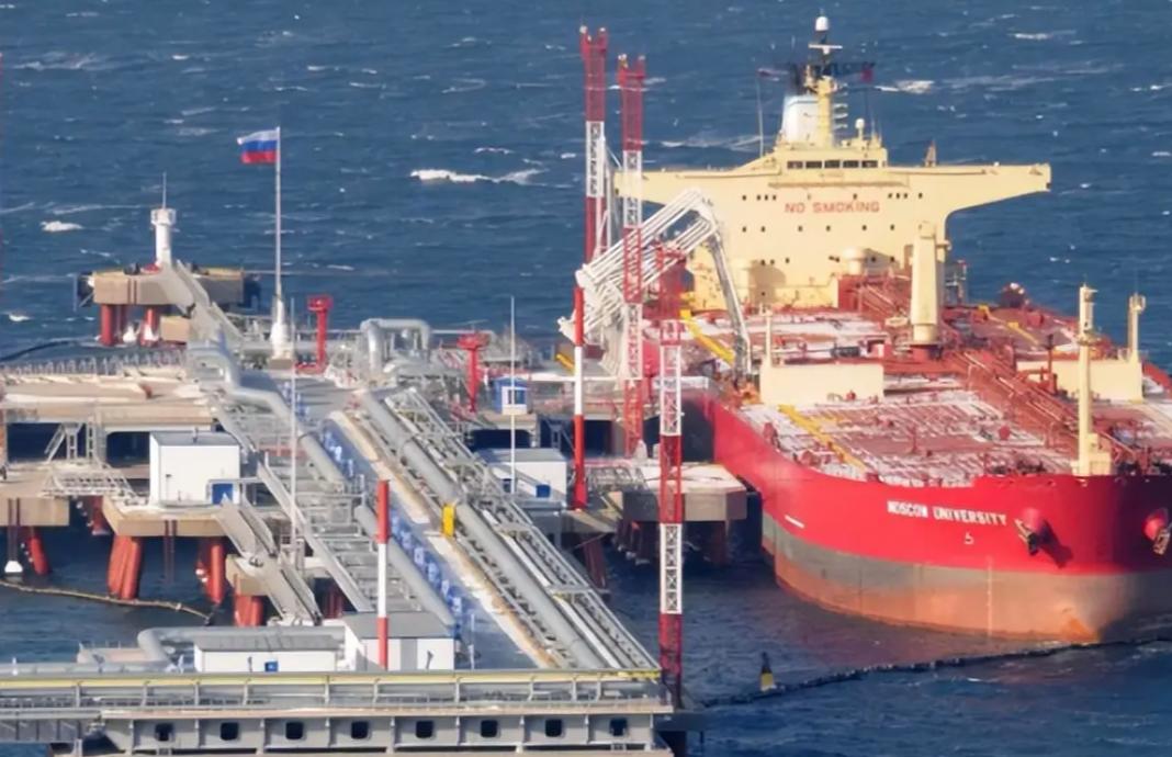 340万桶俄油堵在中国近海，中国为啥不接？答案很现实。黄海海域五艘满载俄罗斯乌拉
