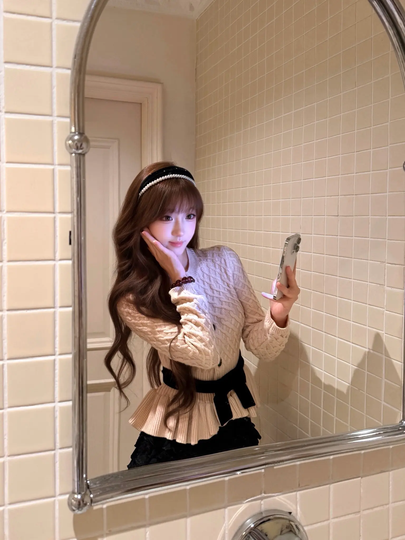 一个人玩吗 怕不怕 要不要加我微信我保护你