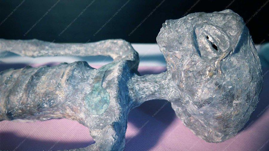 身上没有硅藻土粉的约瑟芬娜 👽