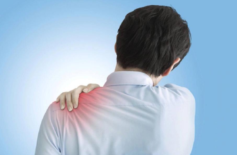 有癌入体，肩膀先知？提醒：肩膀若是出现3个异常，或是癌症信号：
不少人肩膀痛了就