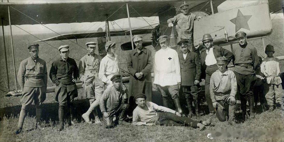 20年代苏俄红军的法尔芒-30飞机