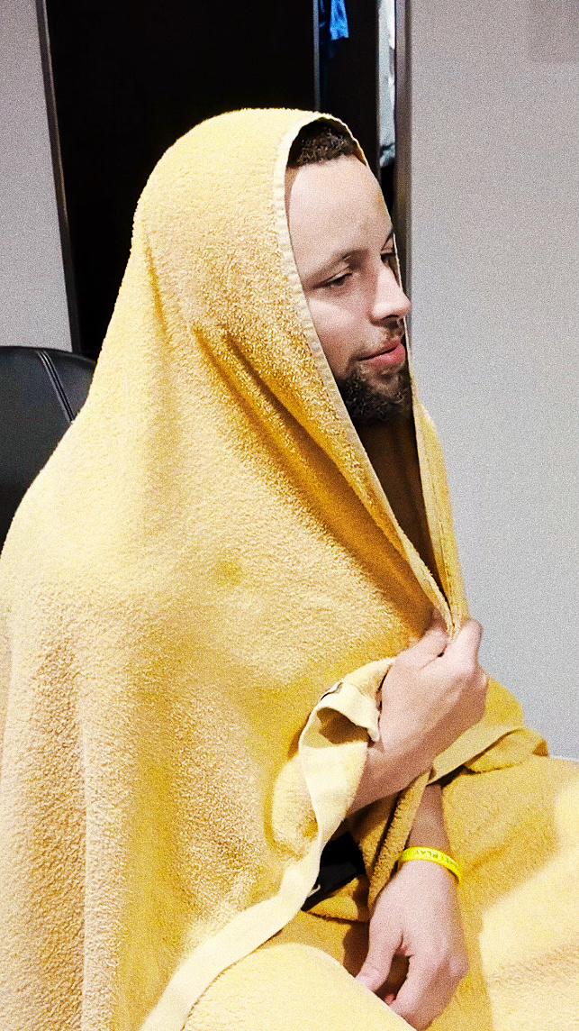 “我和你要去闻闻新鲜的春天”              🫶💛✨晚安斯蒂芬库里