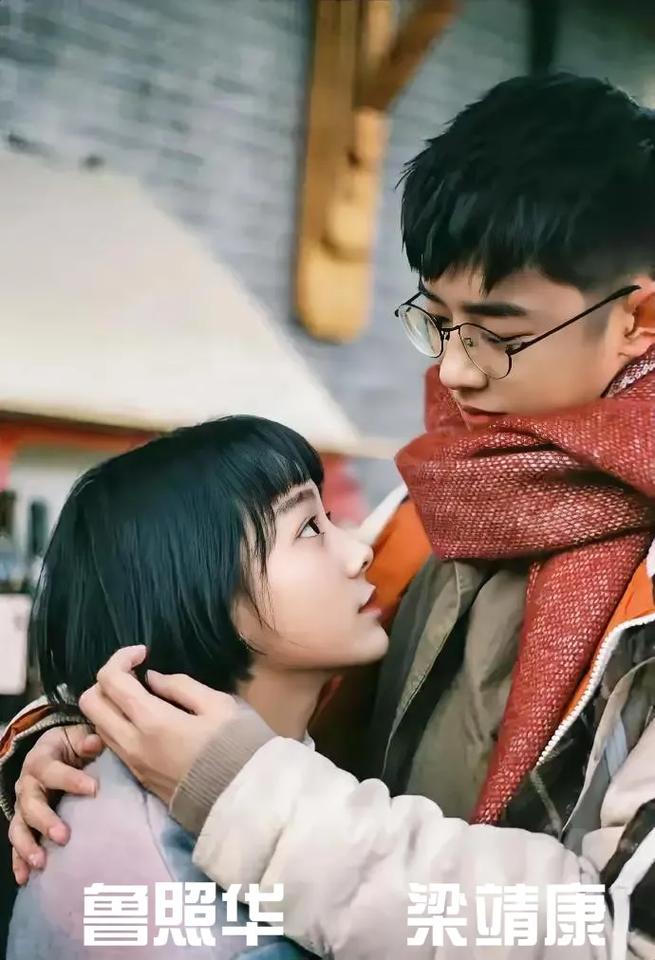 1.有业内爆料肖战是娱乐圈扫地僧般的“戏痴”，其敬业态度堪称学习楷模。
2.浪琴