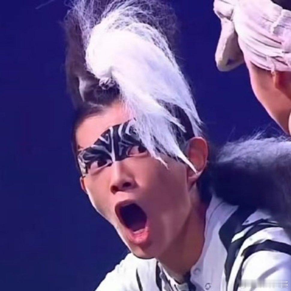 #丁禹兮 老粉比黑粉可怕#哈哈哈哈，丁禹兮怎么越考古越好笑，这个斑马名场面太神了