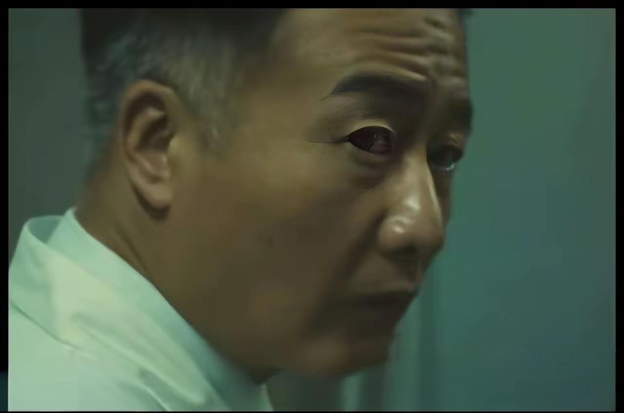 追剧《交锋》至第14集   曹了平活动自如，屡屡向台湾间谍送出了重要保密资料，这