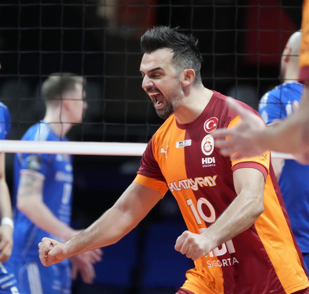 【帕特里、马尔各22分 男排欧冠加拉塔萨雷3比1浩克银行】北京时间30日凌晨，2