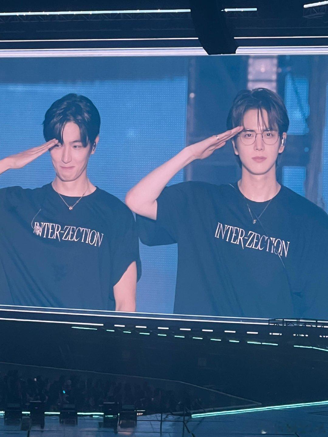 让你们来开演唱会的，不是让你们来入伍的