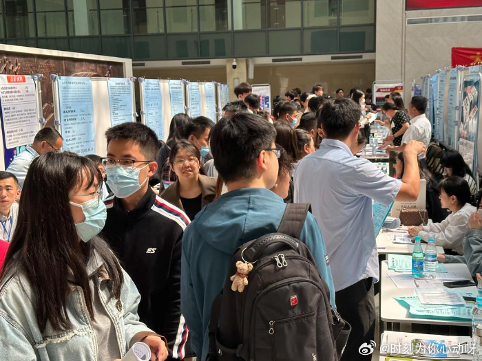 应届生说大疆是梦中情厂 秋招竞争这么激烈，能进入这家科技大厂属实幸运，研发赛道完