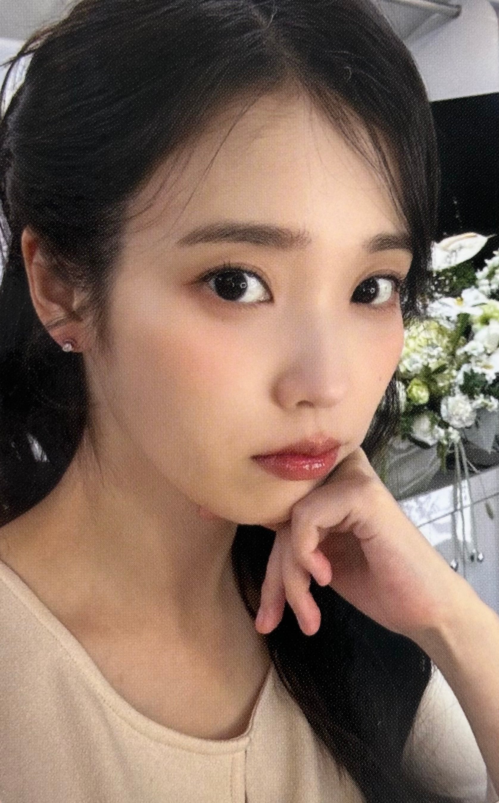 IU  ❤️IU李知恩21世纪大君夫人 260516 IU生日咖啡厅活动小卡扫图