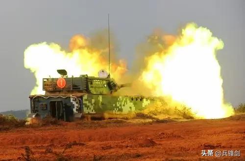 自主火炮正成为重塑现代火力的关键力量。它突破传统局限，以高度自动化与智能化为核心