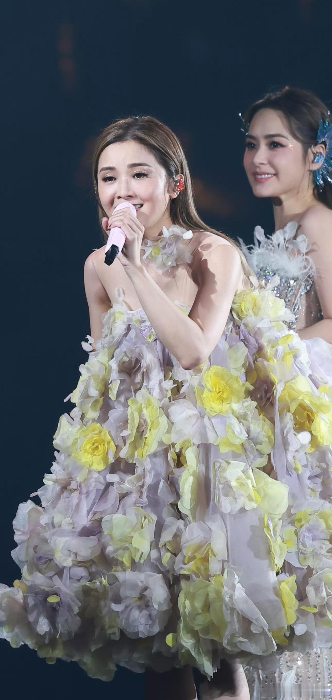 阿sa尽显少妇形态阿娇还是少女的感觉 ​​​