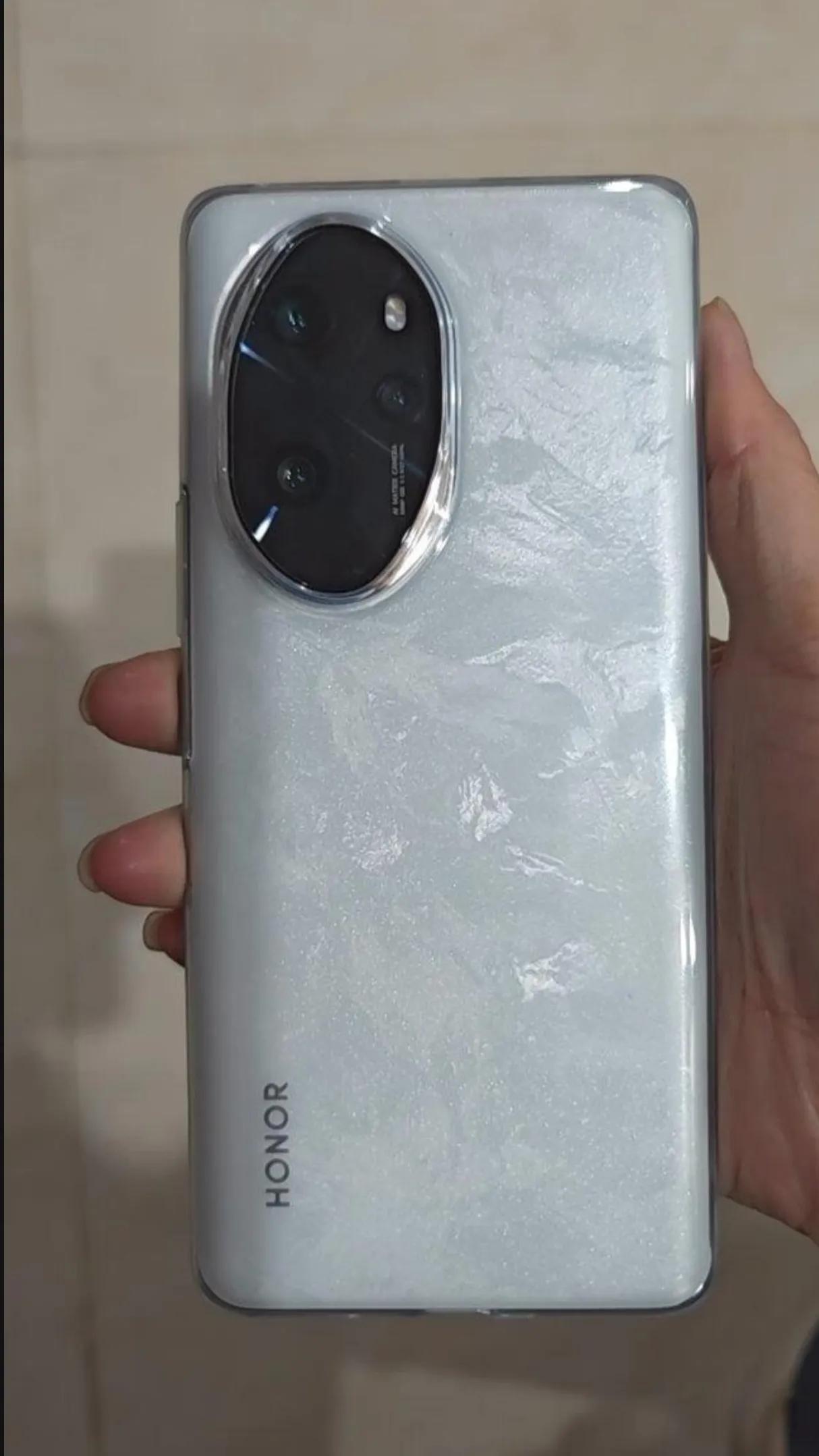 用了几个月的荣耀100 Pro，来说下感受，想入手的看看再决定也不迟！

很多人