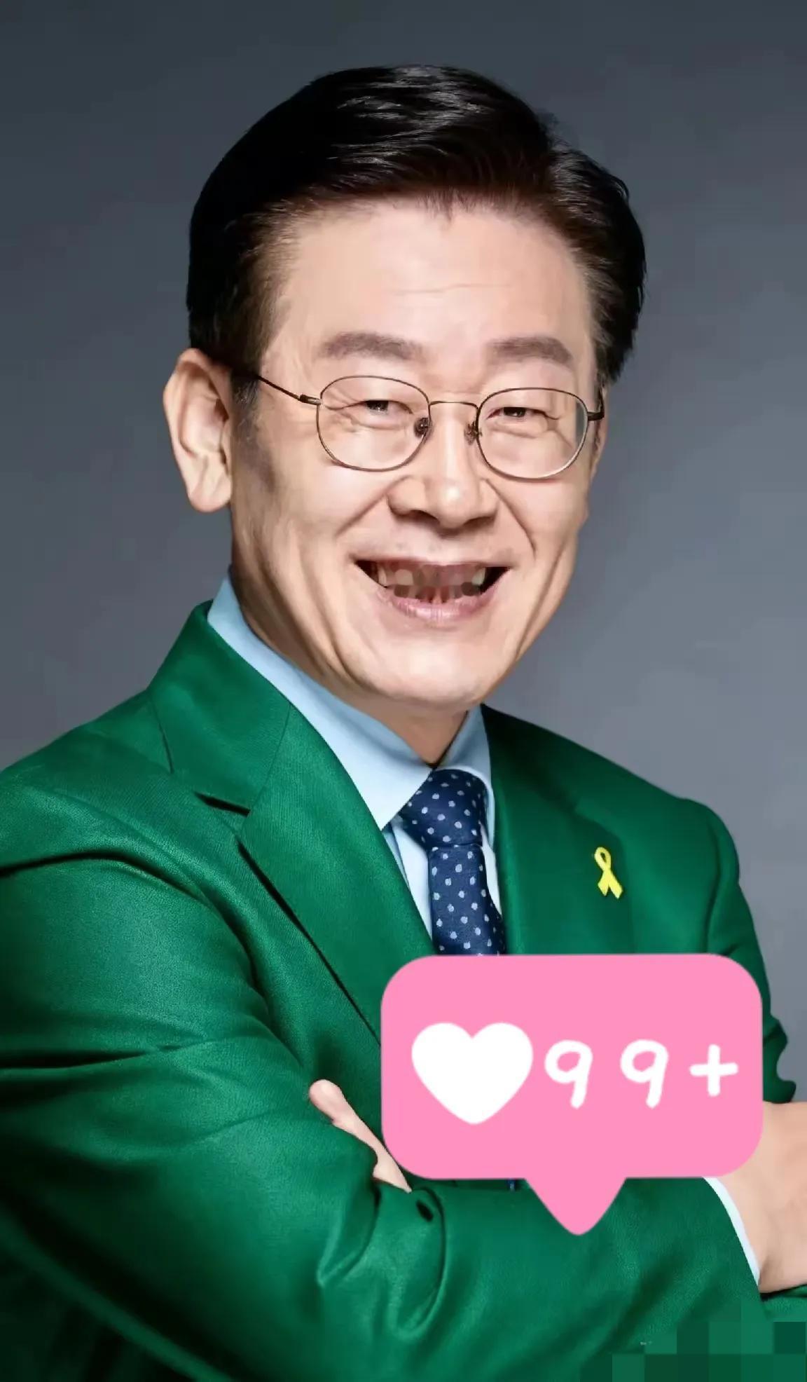 快讯！快讯
中方和韩国正式宣布了
11月3日，中国人民银行宣布与韩国银行续签双边