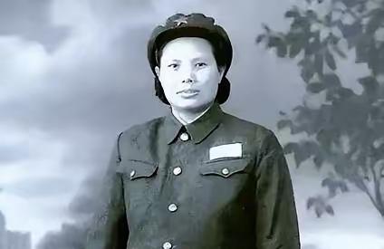 1951年，开国上将洪学智的夫人张文，在山西寻女12年无果。饥肠辘辘时被一村民邀