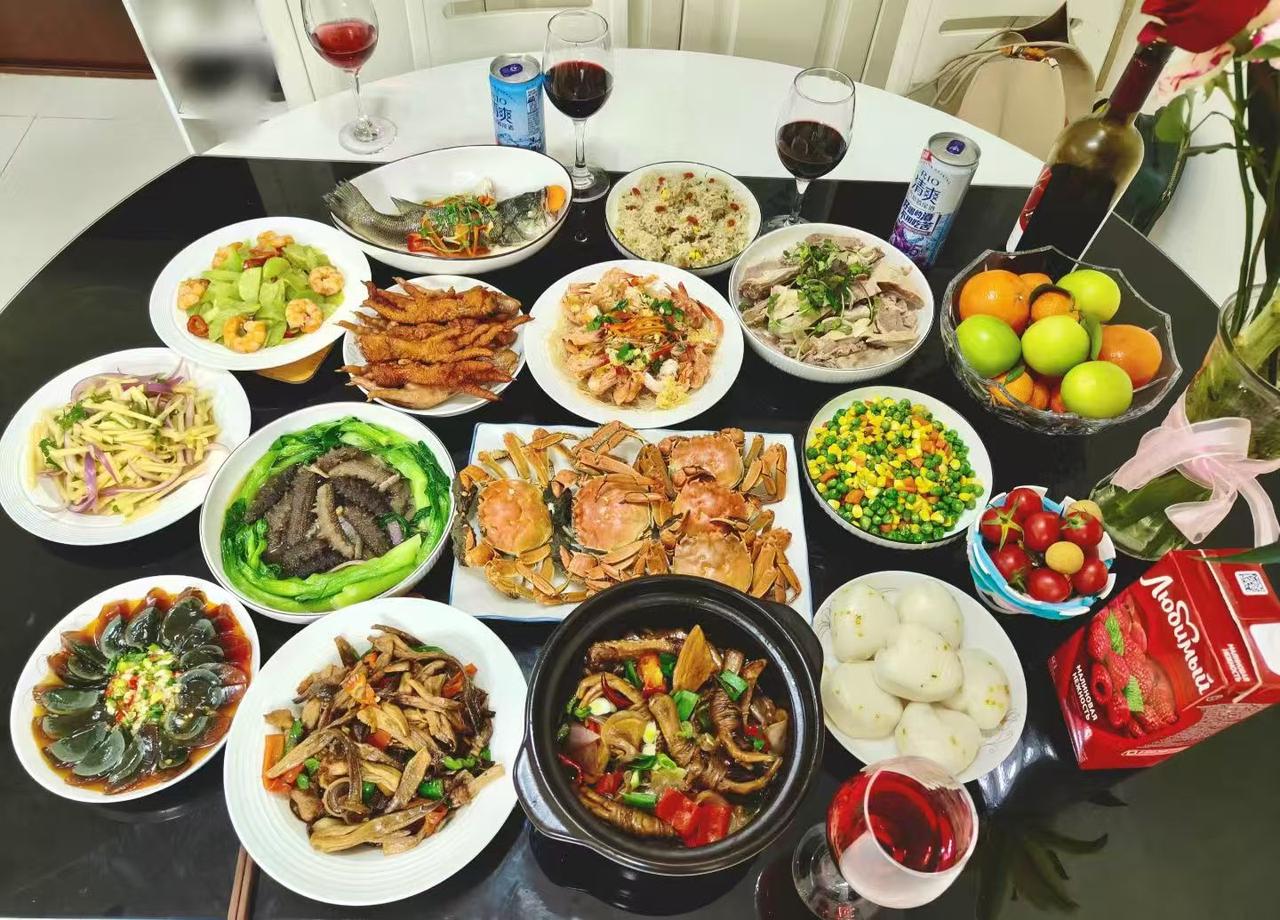 咱就说，一年一次的春节假期，怎么可能避免浪费呢？

每年过年也是一家人聚的最齐的