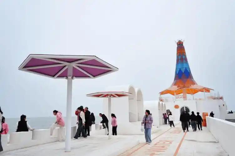 国内出游人次与旅游总花费在今年上半年双双实现同比上升，但行业基本面却呈现另一番景