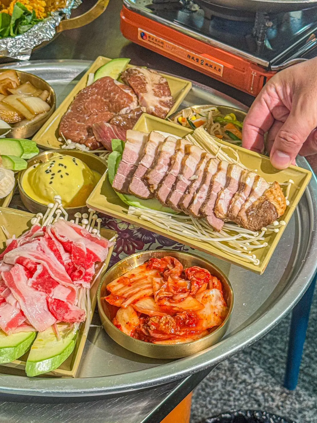 在韩国街！谁懂这一口章鱼的满足感…..👍