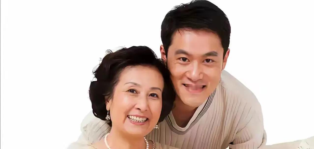 友友们，退休后，你有什么兴趣爱好？
交流一下吧。
退休后，很多人会发现有更多的时