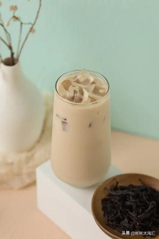 长期喝奶茶，那可真是“甜蜜的负担”。之前有个29岁女子，半年每天一杯奶茶，结果确